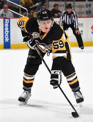 Jake Guentzel Poster 3556162