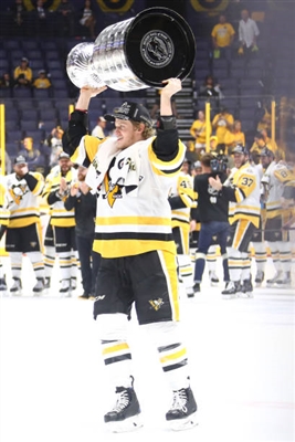 Jake Guentzel Poster 3556165