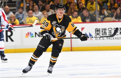 Jake Guentzel Poster 3556181