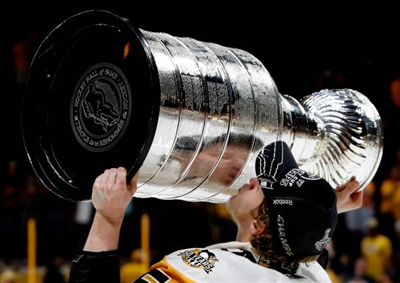Jake Guentzel Poster 3556183