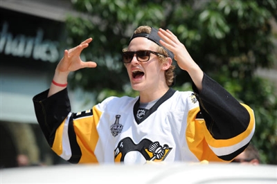Jake Guentzel Poster 3556185