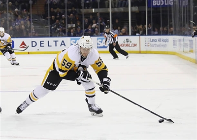Jake Guentzel Poster 3556193