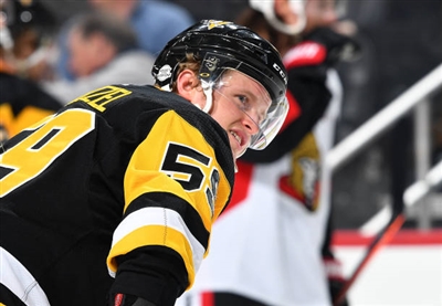 Jake Guentzel Poster 3556196
