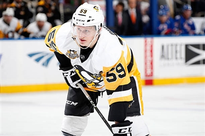 Jake Guentzel Poster 3556202