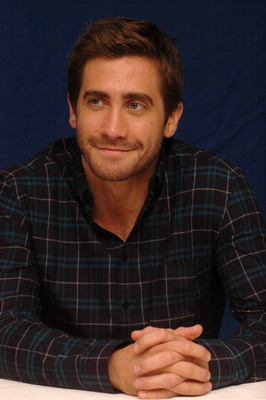 Jake Gyllenhaal Poster 2250283