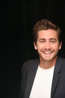 Jake Gyllenhaal Poster 2250310