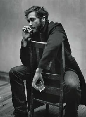 Jake Gyllenhaal Poster 2377640