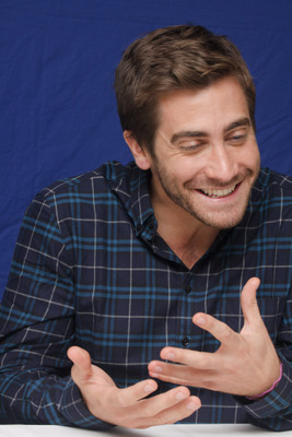 Jake Gyllenhaal Poster 2444007