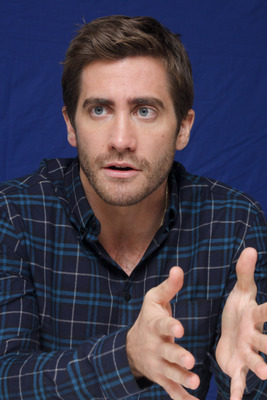 Jake Gyllenhaal Poster 2444072