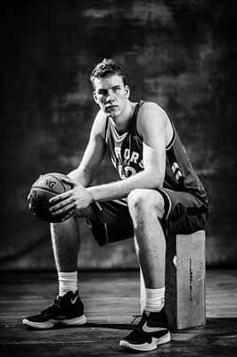 Jakob Poeltl Poster 3437048