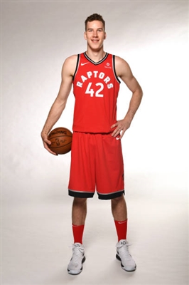 Jakob Poeltl Poster 3437055