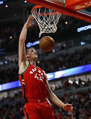 Jakob Poeltl Poster 3437082