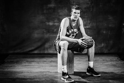 Jakob Poeltl Poster 3437096