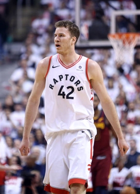 Jakob Poeltl Poster 3437105