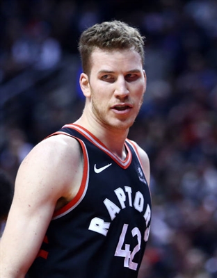 Jakob Poeltl Poster 3437152