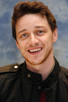 James McAvoy Poster 2243223