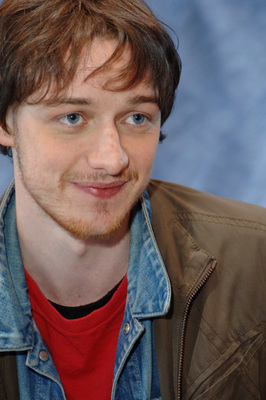 James McAvoy Poster 2401335
