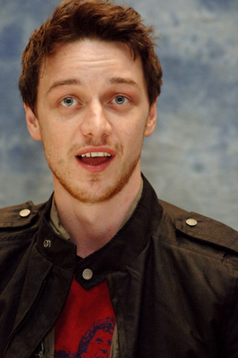 James Mcavoy Poster 2401614