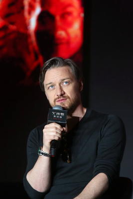 James Mcavoy Poster 3856889