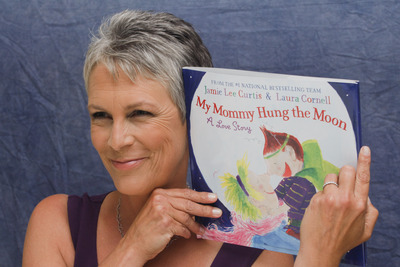 Jamie Lee Curtis Poster 2447071