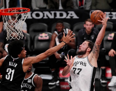 Jarrett Allen Poster 3368637