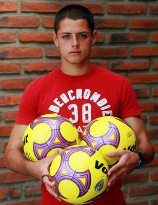 Javier Hernandez Poster 2387693