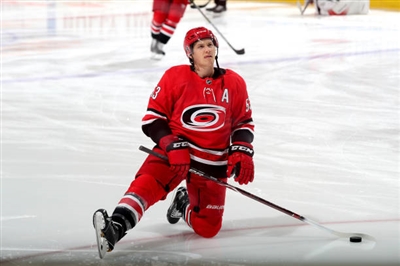 Jeff Skinner Poster 3565680