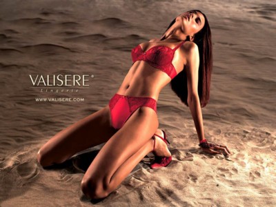 Jennifer Lamiraqui Poster 1489141
