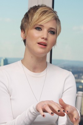 Jennifer Lawrence Poster 2364066
