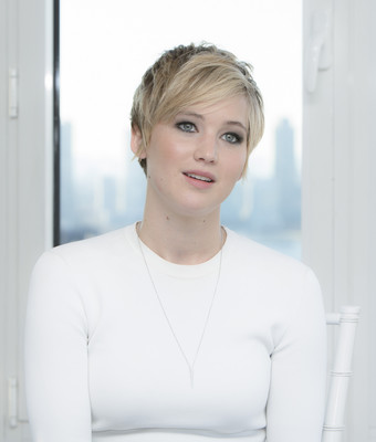 Jennifer Lawrence Poster 2364083