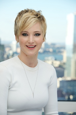 Jennifer Lawrence Poster 2364088