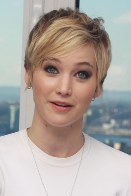 Jennifer Lawrence Poster 2364090