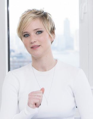 Jennifer Lawrence Poster 2364092