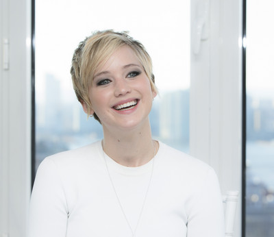 Jennifer Lawrence Poster 2364136