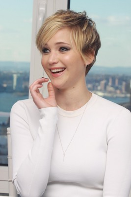 Jennifer Lawrence Poster 2364140