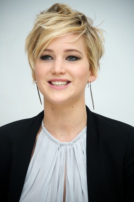 Jennifer Lawrence Poster 2430579
