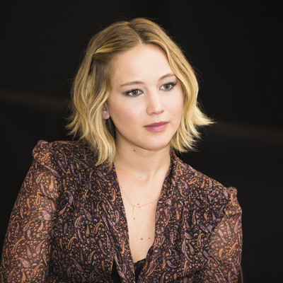 Jennifer Lawrence Poster 2452067