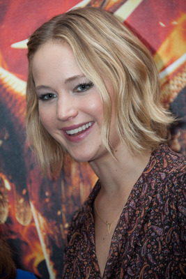 Jennifer Lawrence Poster 2452085
