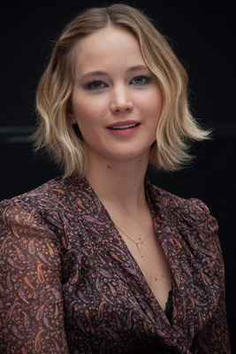 Jennifer Lawrence Poster 2452087