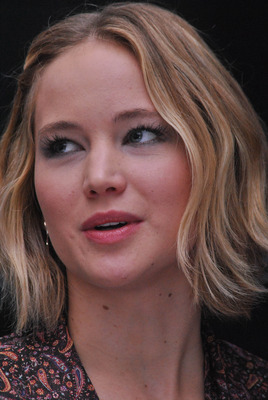 Jennifer Lawrence Poster 2488655