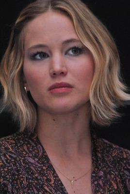 Jennifer Lawrence Poster 2488663