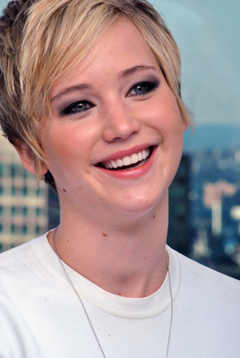 Jennifer Lawrence Poster 2493094