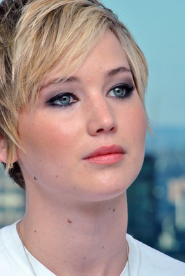 Jennifer Lawrence Poster 2493096