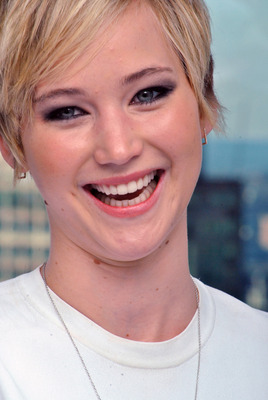 Jennifer Lawrence Poster 2493098