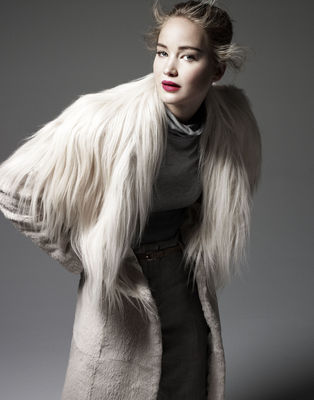 Jennifer Lawrence Poster 2527526