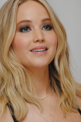 Jennifer Lawrence Poster 2770337
