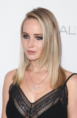 Jennifer Lawrence Poster 2819549