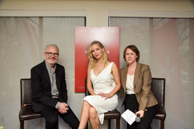 Jennifer Lawrence Poster 3053951