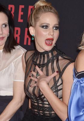 Jennifer Lawrence Poster 3173571