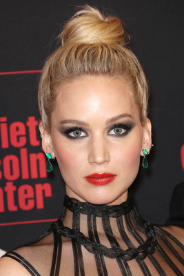Jennifer Lawrence Poster 3173613